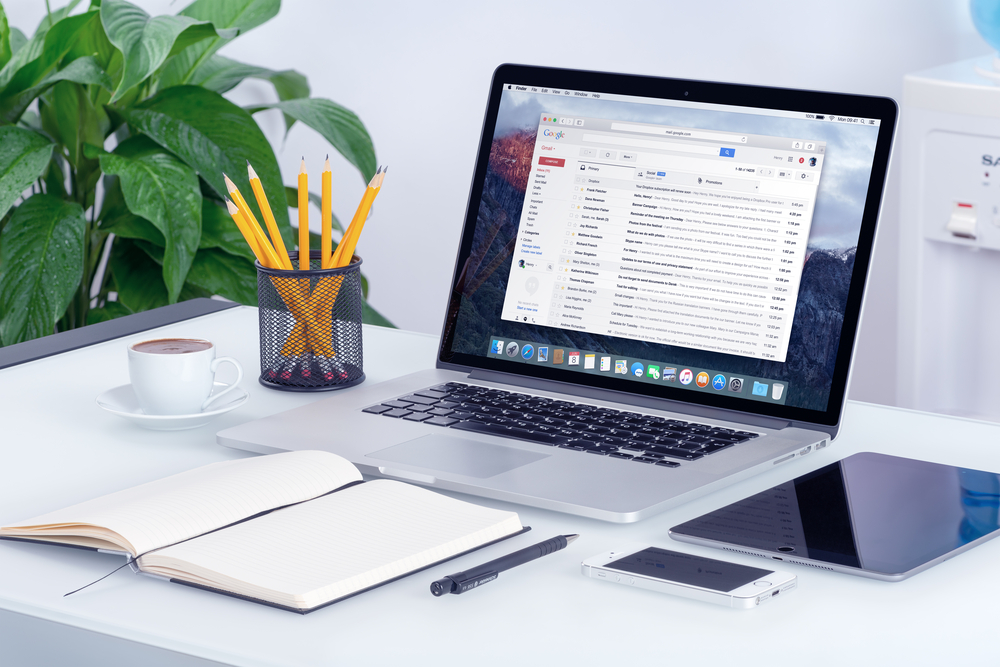 Setting clear objectives for marketing emails